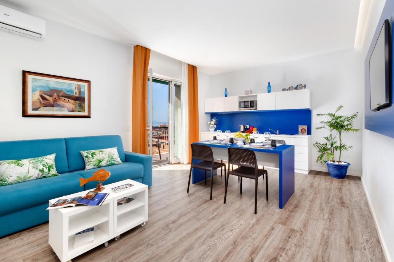 Shabby Chic Seaview Apartments Castellammare di Stabia Exterior photo